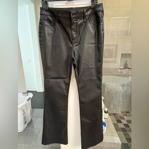 Chico’s Black Faux Leather Pants EUC size 8